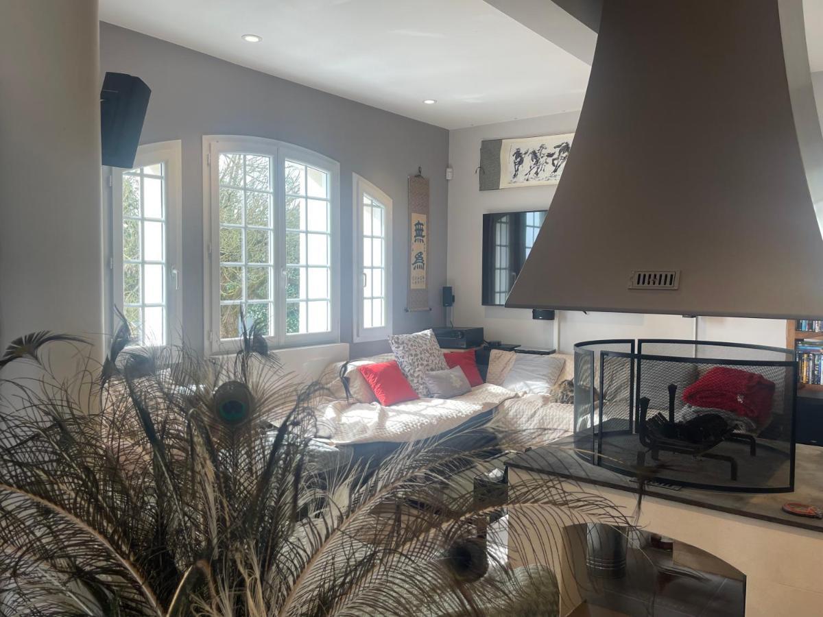 Domaine Des Peyries - Chambres Et Table D'Hotes Saint-Barthelemy-d'Agenais 外观 照片