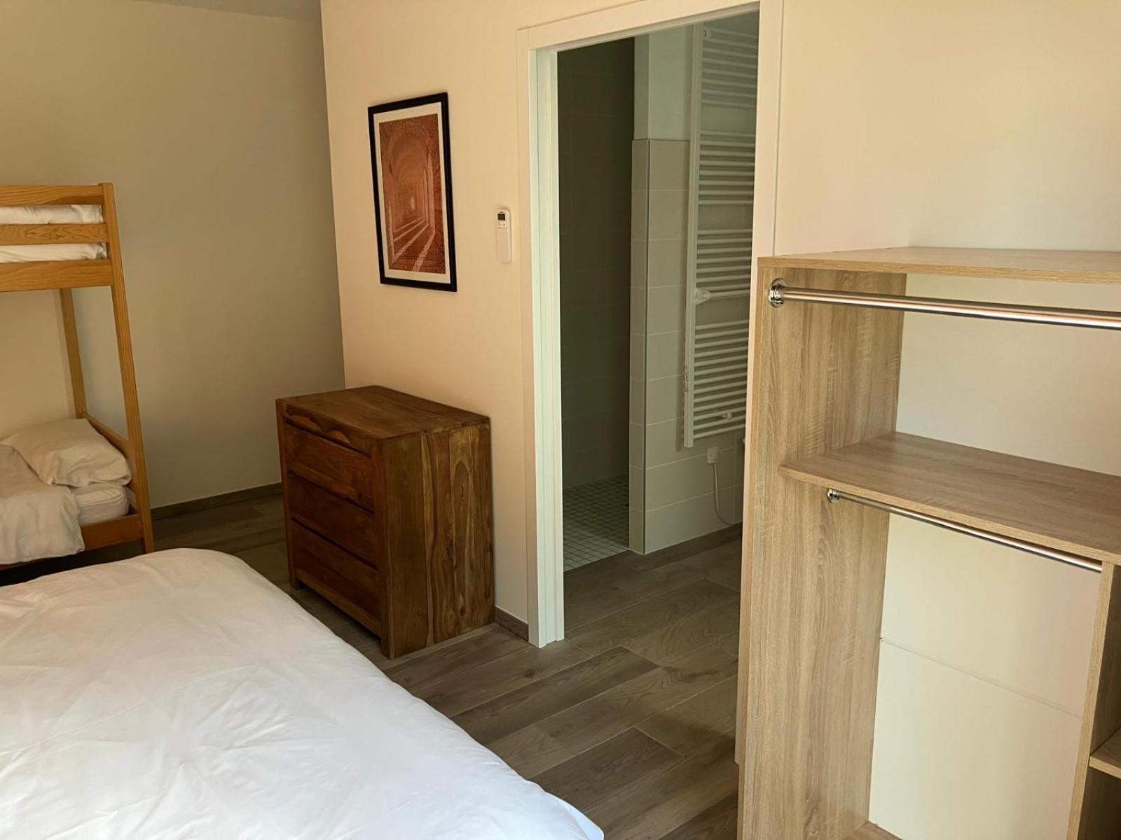 Domaine Des Peyries - Chambres Et Table D'Hotes Saint-Barthelemy-d'Agenais 外观 照片